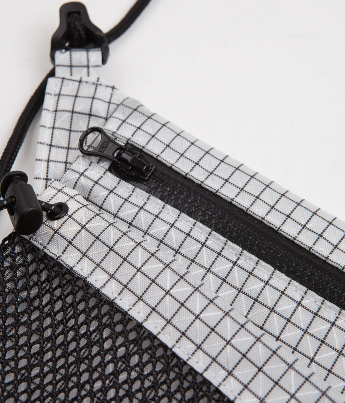 Cayl Seorak 3 B-Grid Bag - White